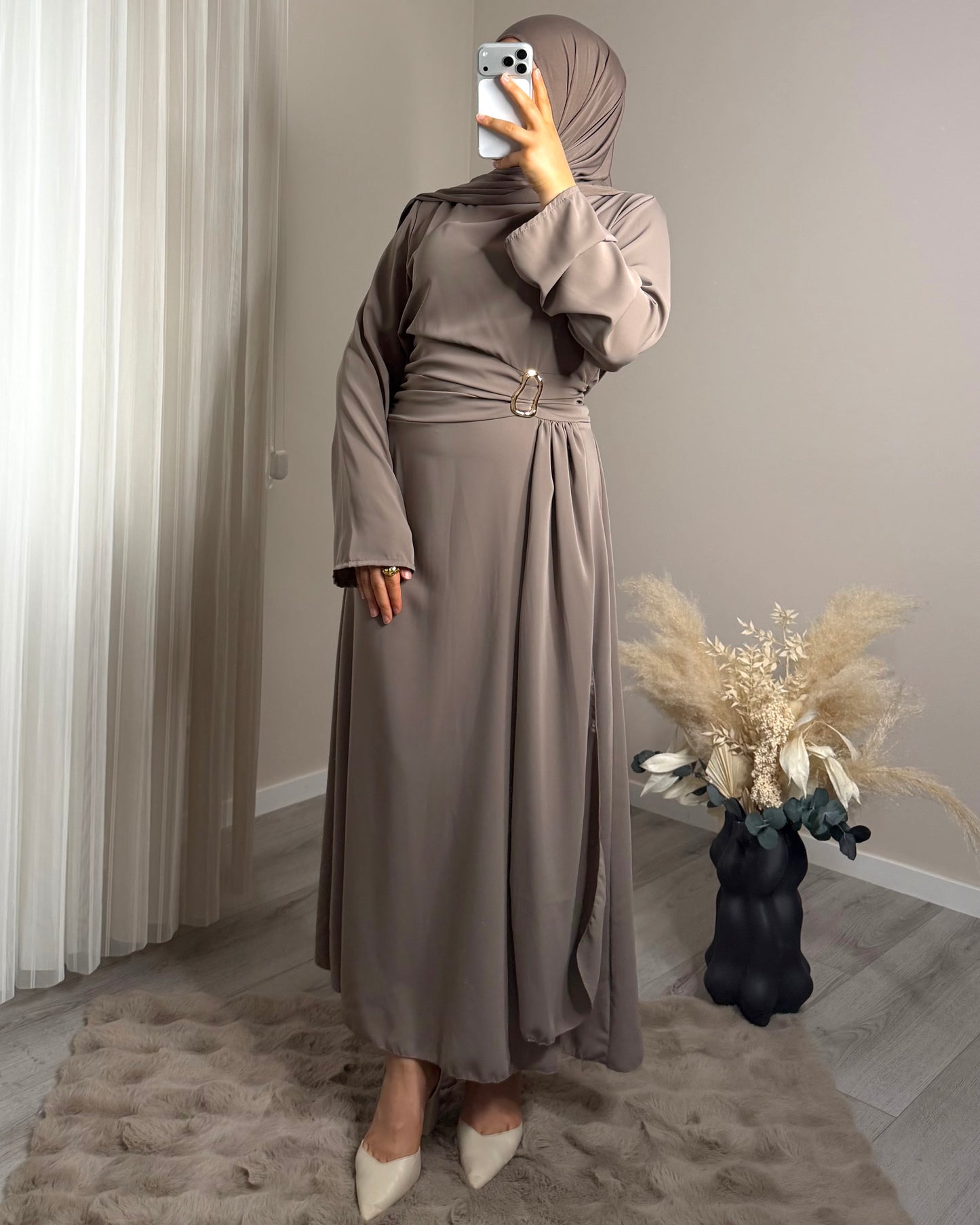Nil Abendkleid