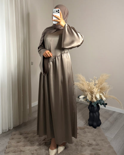 Naima Satin Kleid