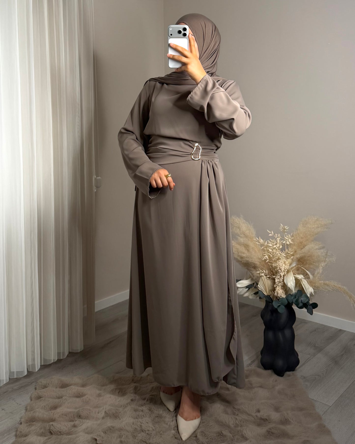 Nil Abendkleid