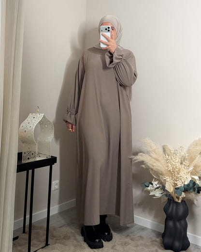 Aliyah Abaya