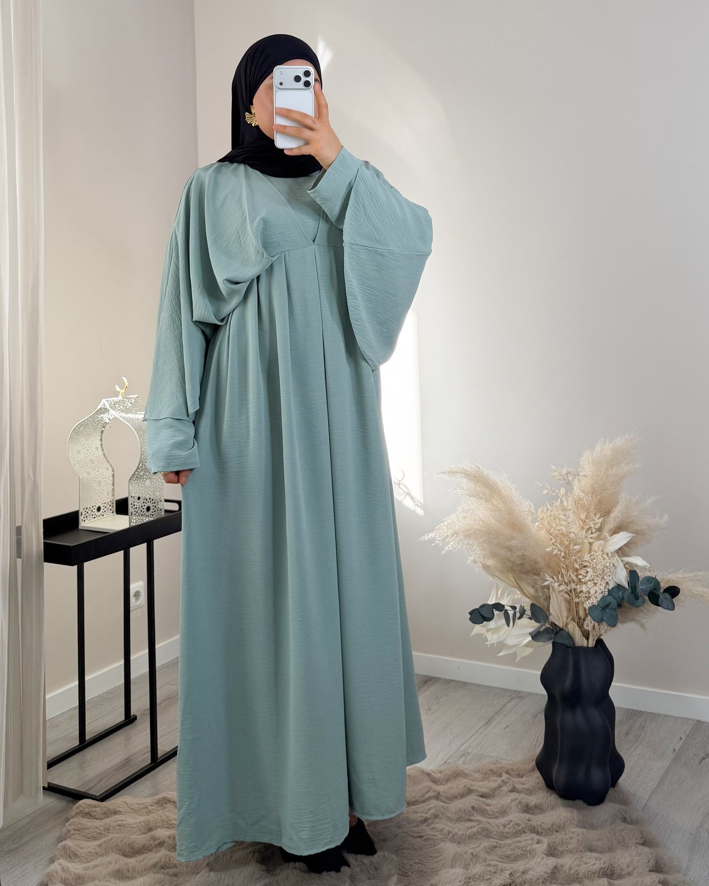 Noor Abaya