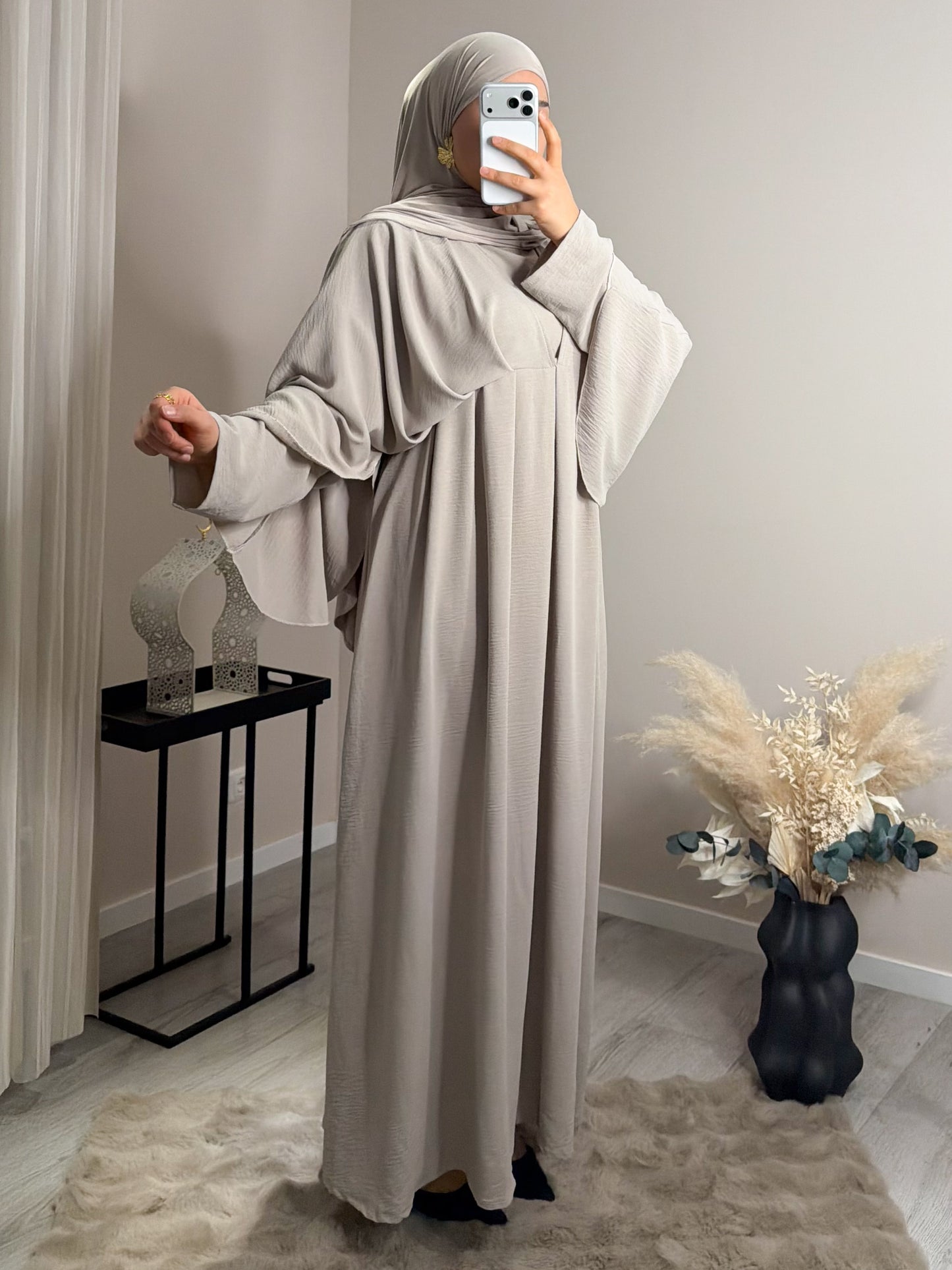 Noor Abaya