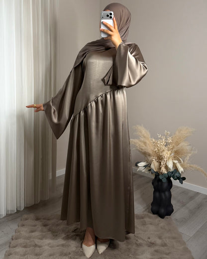Naima Satin Kleid